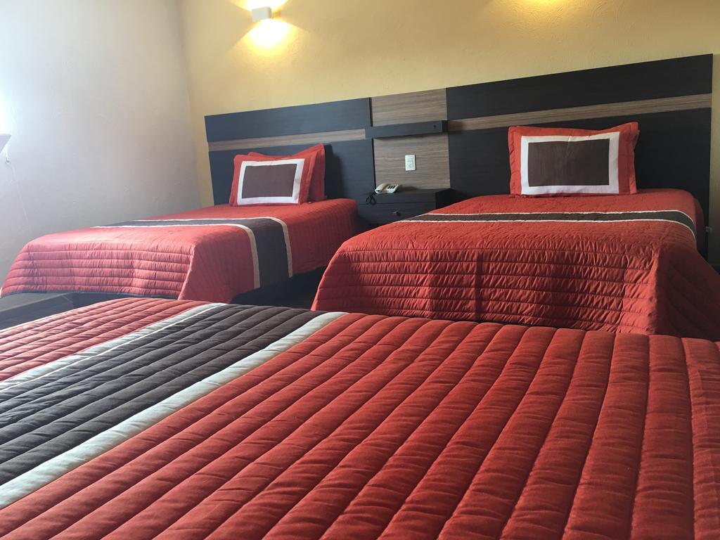Ibeurohotel Guadalajara Expo Екстериор снимка
